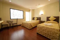Fj Manila Hotel Hotels in Daraga