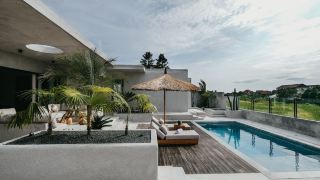 concrete-retreat-villa