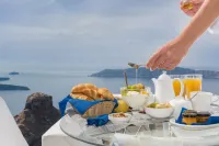 Iliovasilema Hotel & Suites
