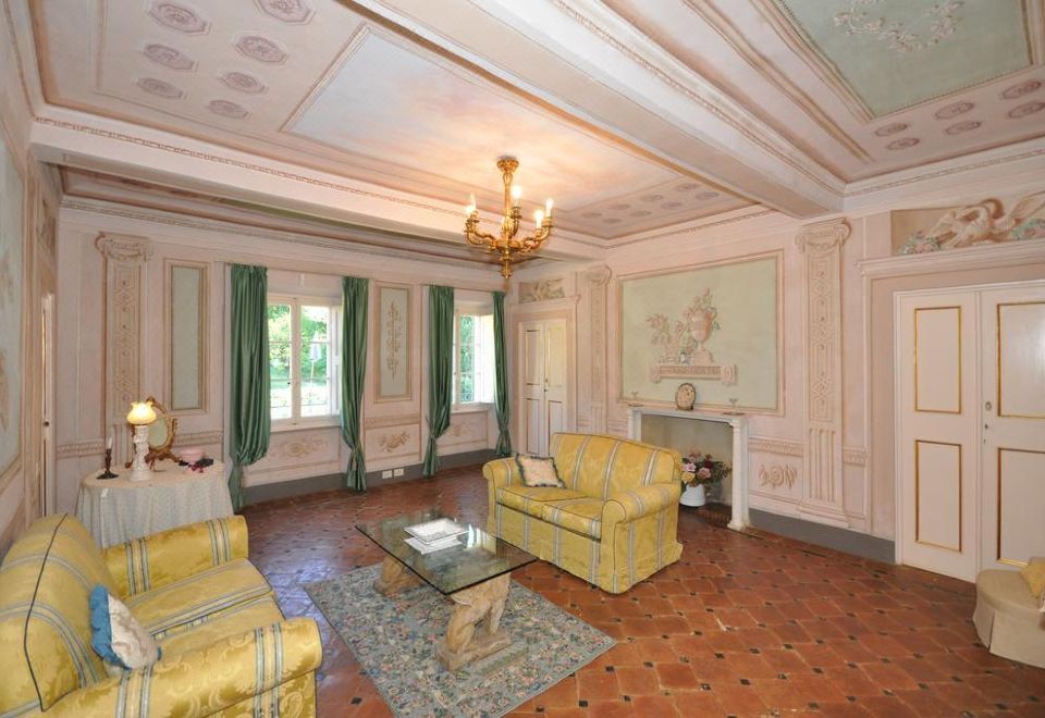Villa Sant'Andrea - Valutazioni di hotel stelle a Camaiore