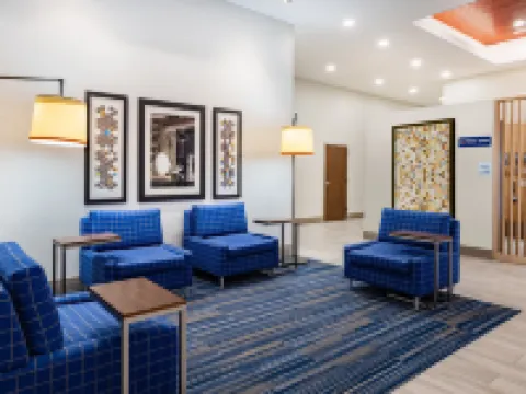 Holiday Inn Express & Suites LINCOLN DOWNTOWN by IHG Hotels in Lincoln