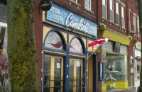 Canalside Restaurant & Inn HH 놀 레이크뷰 공원 주변 호텔