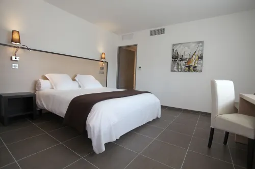 Hôtel Restaurant les Pielettes Hotels in Châteauneuf-les-Martigues