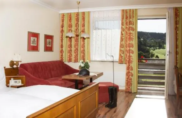 日特茲恩特姆豪斯瑞克豪弗酒店