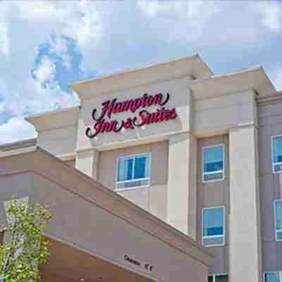 Hampton Inn & Suites Waxahachie Hotel Exterior