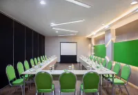 MAXONE Tidar Surabaya Hôtels à : Sawahan