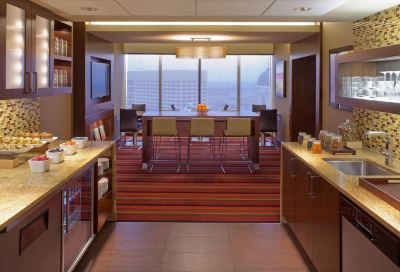 レストラン ハイアット リージェンシー インディアナポリス アット ステート キャピトルの写真