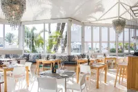 The Bay Hotel - พร้อมอาหารเช้า