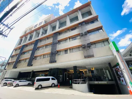 Diamond Suites and Residences