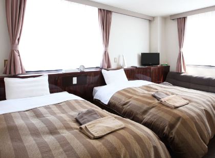 Uwajima Teminal Hotel