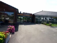 Logis le Cadusia Hotel a Chaource