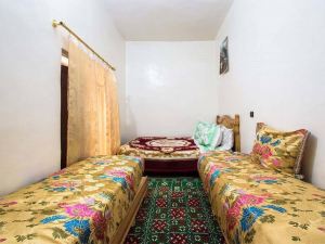 Family Room for 18 Peoples Sunny Riad Inside Medina Fes El Bali