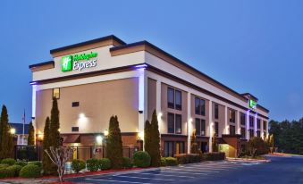 Holiday Inn Express Peachtree Corners-Norcross