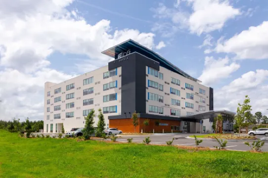 Aloft Savannah Airport