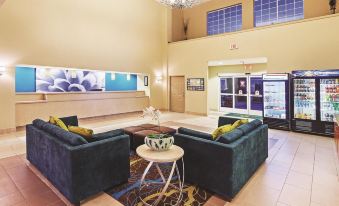 La Quinta Inn & Suites by Wyndham Corpus Christi Northwest