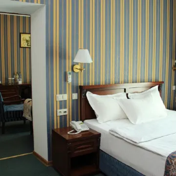 Отель Тенгри Отели рядом с достопримечательностью «Евразийский национальный университет, факультет социальных наук»