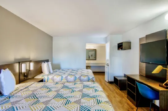 Motel 6 Fort Worth, TX - White Settlement