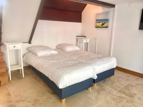 Bed & Ontbijt Haddock-Almere Updated 2023 Room Price-Reviews & Deals |  Trip.com