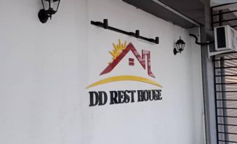 OYO 90671 Dd Rest House