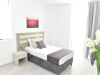 Alya Rooms ニコシアのホテル