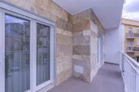 Mina Apartment 100m from Sea