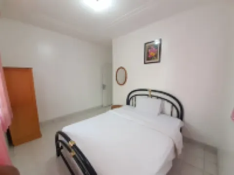 Villa Lotus Blok D-05 Puncak Bogor