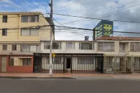 Ayenda 1055 Agora Inn Corferias Hotel dekat National University of Colombia