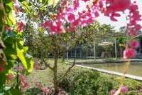 Villa Pandawa Cimenyan Hotel dekat Masjid Al-Muhajirin RW.04 Kelurahan Rancaekek Kencana