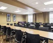 Comfort Inn & Suites Grafton-Cedarburg Hotels in Port Washington