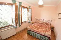 Capannori Playful Cottage