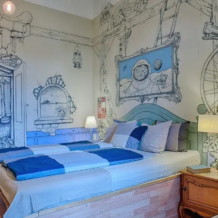 Lavender Circus Hostel, Doubles & Ensuites