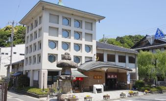 Kinosaki Onsen Ryokan Oyado Hakusan