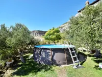 Vesna - Pool