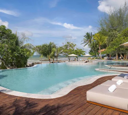 เมอร์เคียว ระยอง ลมทะเล วิลล่า แอนด์ รีสอร์ท