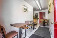 Rodeway Inn Lincoln I-93 - Parkering