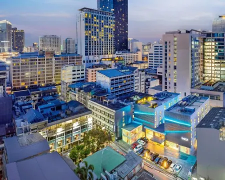 The Quarter Silom by UHG Hotel di Bangkok