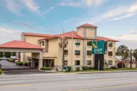Quality Inn & Suites Ft. Jackson Maingate Hotels in Columbia