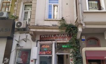 White Apart Hotel