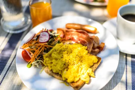 Warasin Resort Отели рядом с достопримечательностью «Остров принцессы Шамейшань»