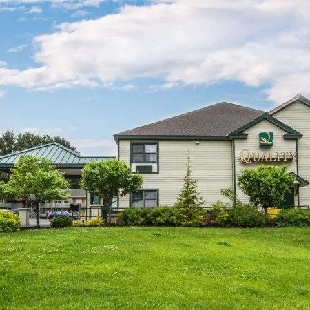 Econo Lodge Glens Falls - Lake George