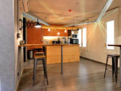 ファー ホーム アトーチャ マドリードのホテル