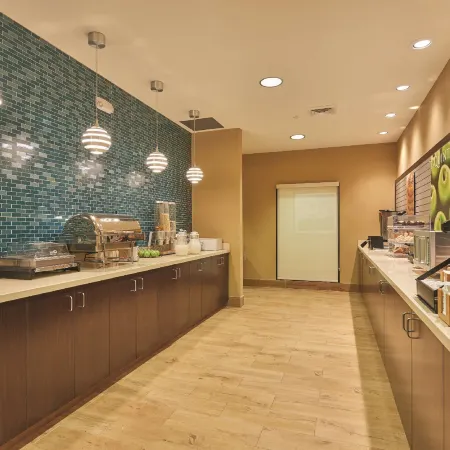 La Quinta Inn & Suites by Wyndham Carlsbad