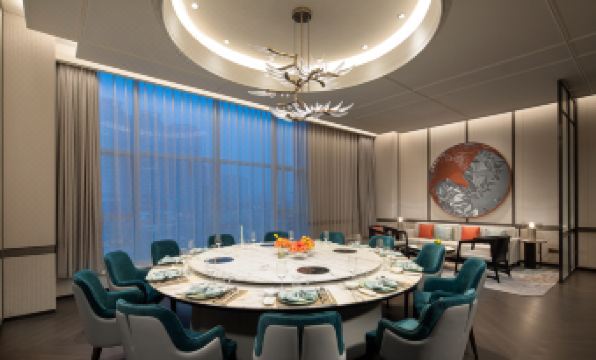 HUALUXE Hotels and Resorts LESHAN