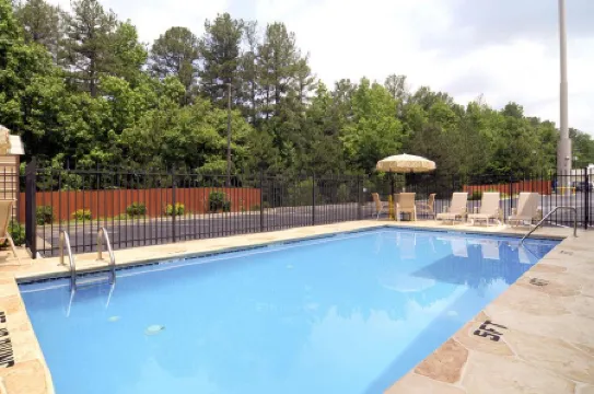 Best Western Allatoona Inn  Suites