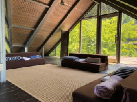 ＢＡＹ　ＭＡＲＩＮＡ　ログハウス Hotels in Sakaide