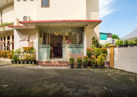 Pilatus Hotel Bandung Отели рядом с достопримечательностью «Amazing Artgames»