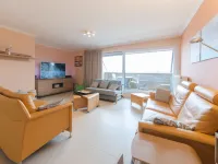 Paul's Parklane - balcony