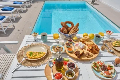 بورتو فيكيو لاكشري سويتس Hotels near Spetses main square and the statue of Laskarina Bouboulina