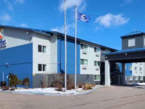 Comfort Inn & Suites Hotels in Shakopee