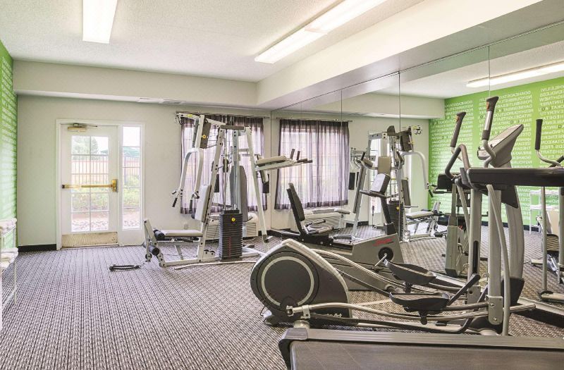 La Quinta Inn & Suites by Wyndham Phoenix Scottsdale photo 3